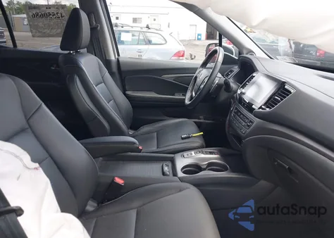 2022 Honda Ridgeline Rtl from USA, damaged, VIN 5FPYK3F55NB005809